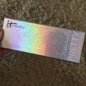 It Cosmetics celebration eyeshadow palette